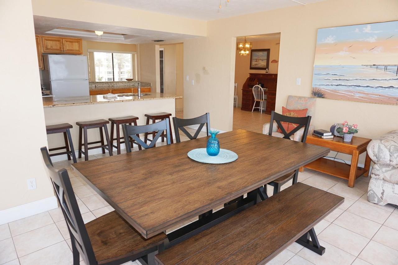 Redington Surf Resort By Travel Resort Services St. Pete Beach Exterior foto