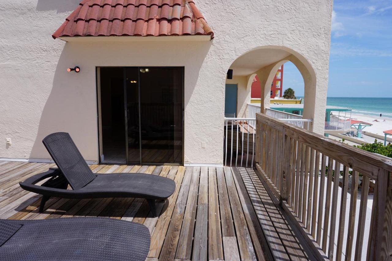 Redington Surf Resort By Travel Resort Services St. Pete Beach Exterior foto
