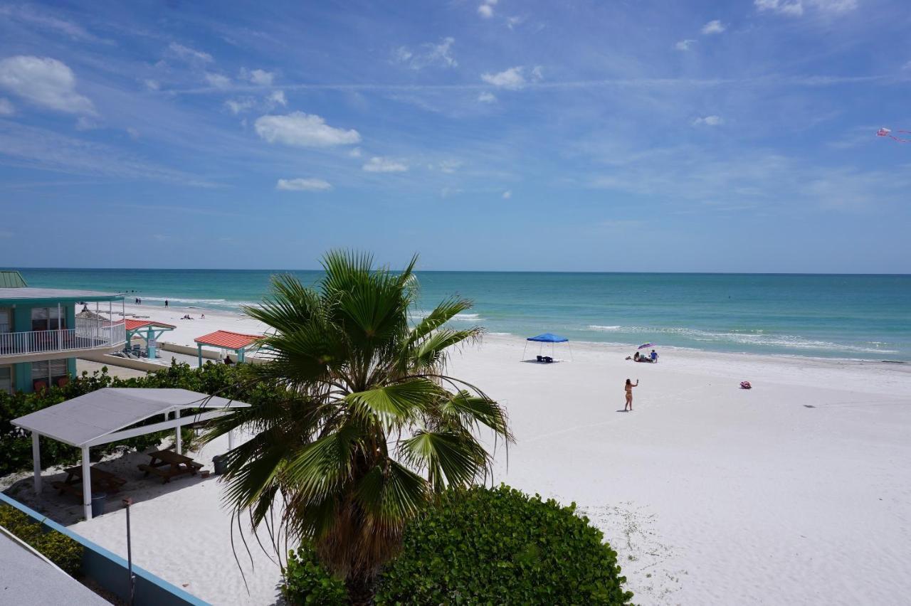 Redington Surf Resort By Travel Resort Services St. Pete Beach Exterior foto